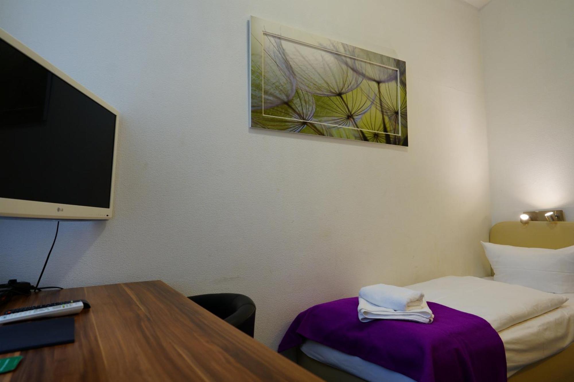 Hotelpension Margrit Berlin Exterior photo